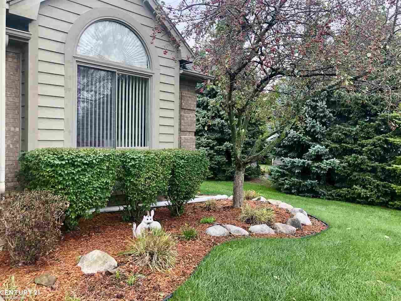 2046 River Road St. Clair, MI 48079 - Photo 4 of 35
