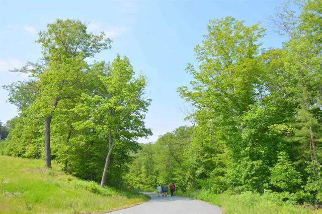 $299,000 | 503 Dartmouth College Highway, Lebanon, NH 03766