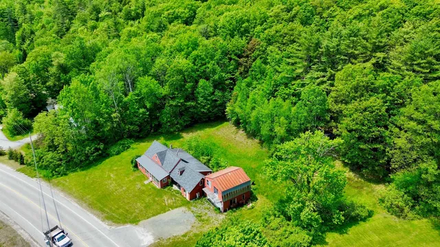 $299,000 | 503 Dartmouth College Highway, Lebanon, NH 03766
