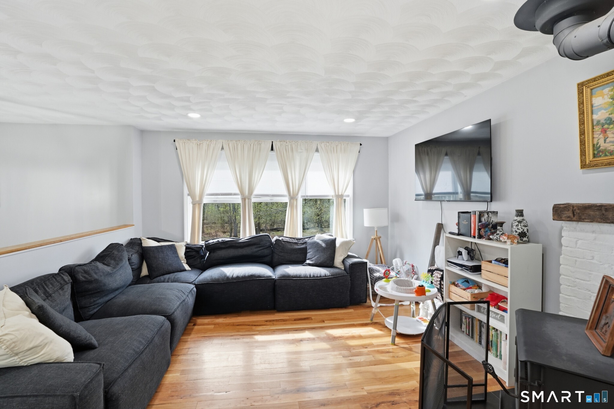 388 Spaulding Road Plainfield, CT 06374 - Photo 7 of 37