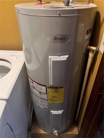 $145,000 | 2810 Commercial Street, St. Joseph, MO 64503