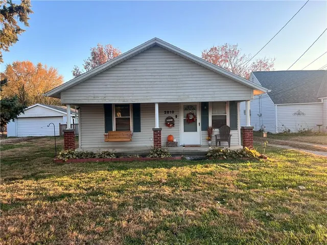 $145,000 | 2810 Commercial Street, St. Joseph, MO 64503
