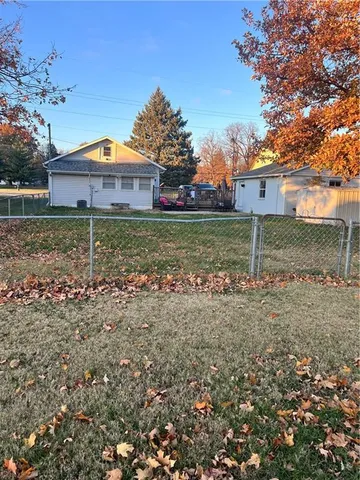 $145,000 | 2810 Commercial Street, St. Joseph, MO 64503