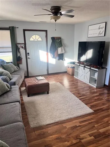 $145,000 | 2810 Commercial Street, St. Joseph, MO 64503