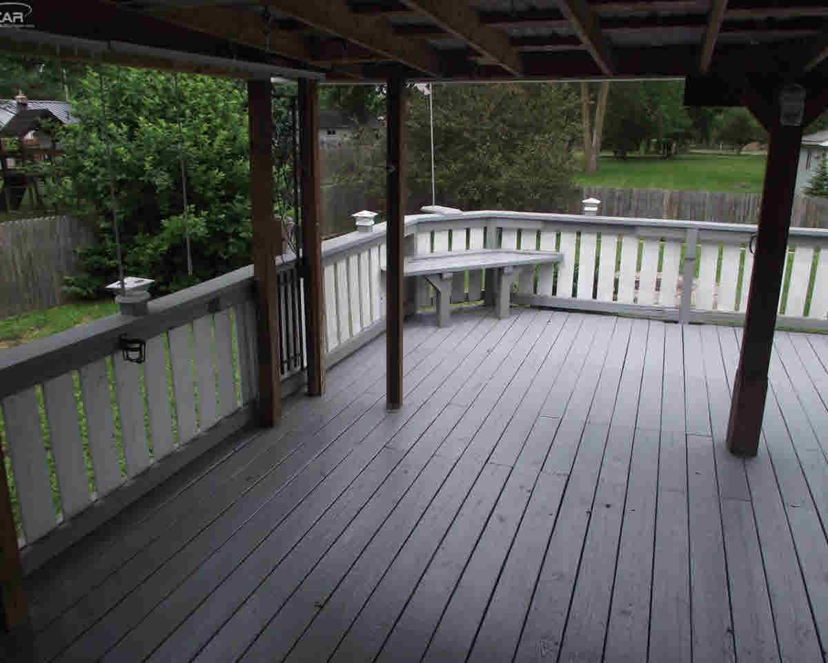 6361 Lapeer Road Burton, MI 48509 - Photo 25 of 27 21347376-24.JPG