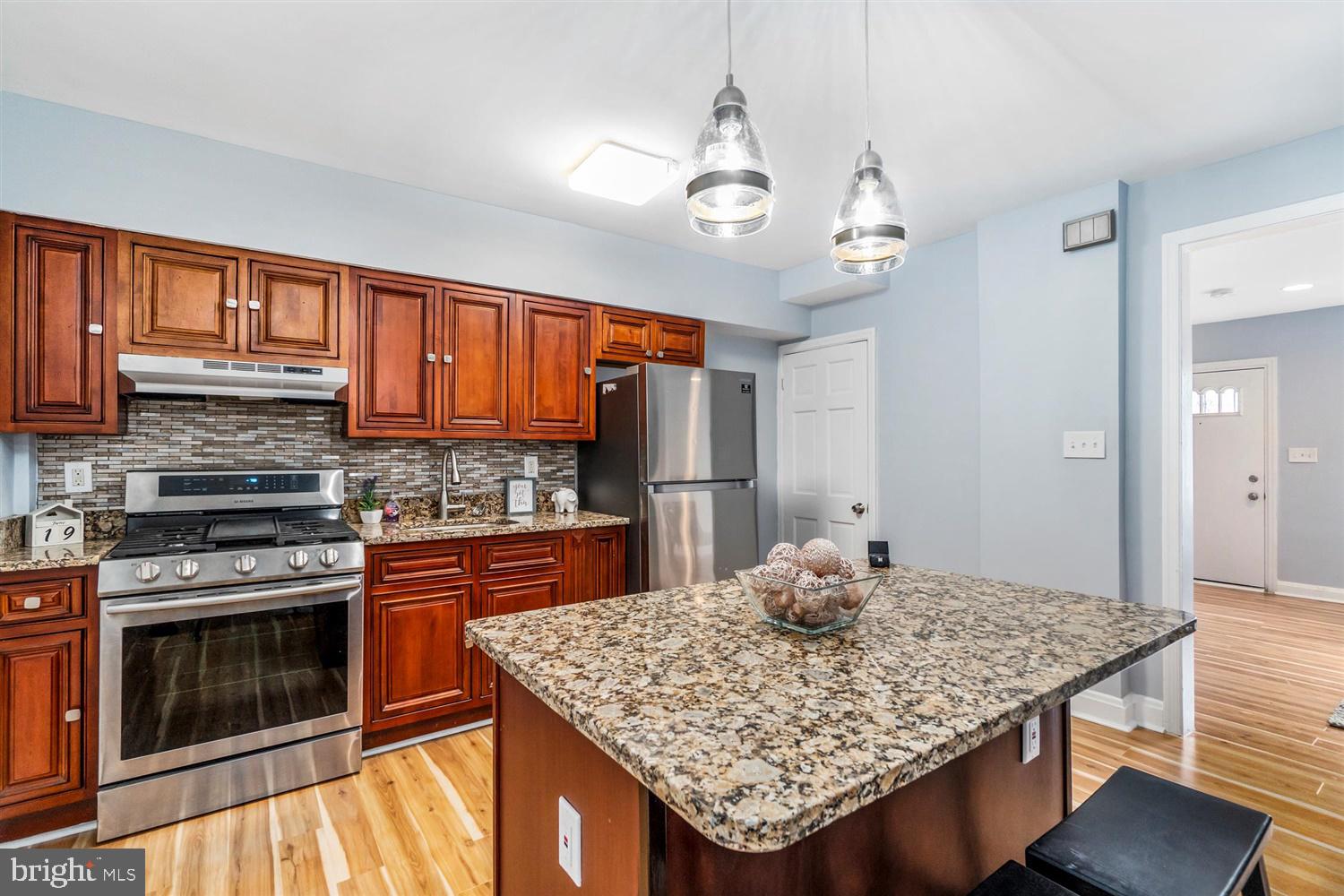 1007 St Dunstans Road Baltimore, MD 21212 - Photo 12 of 30