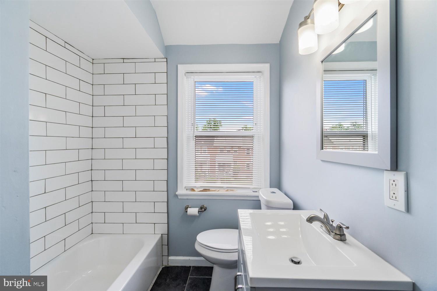 1007 St Dunstans Road Baltimore, MD 21212 - Photo 13 of 30