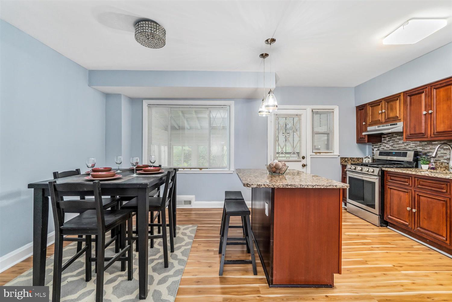 1007 St Dunstans Road Baltimore, MD 21212 - Photo 7 of 30