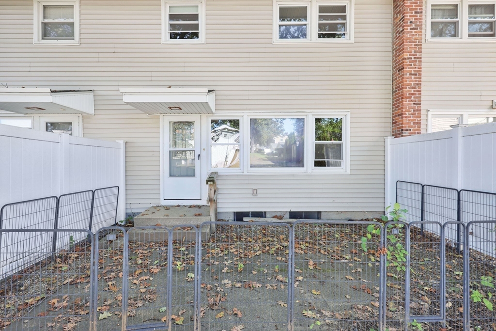 101 Doverbrook Road, Unit 101 Chicopee, MA 01022 - Photo 26 of 39