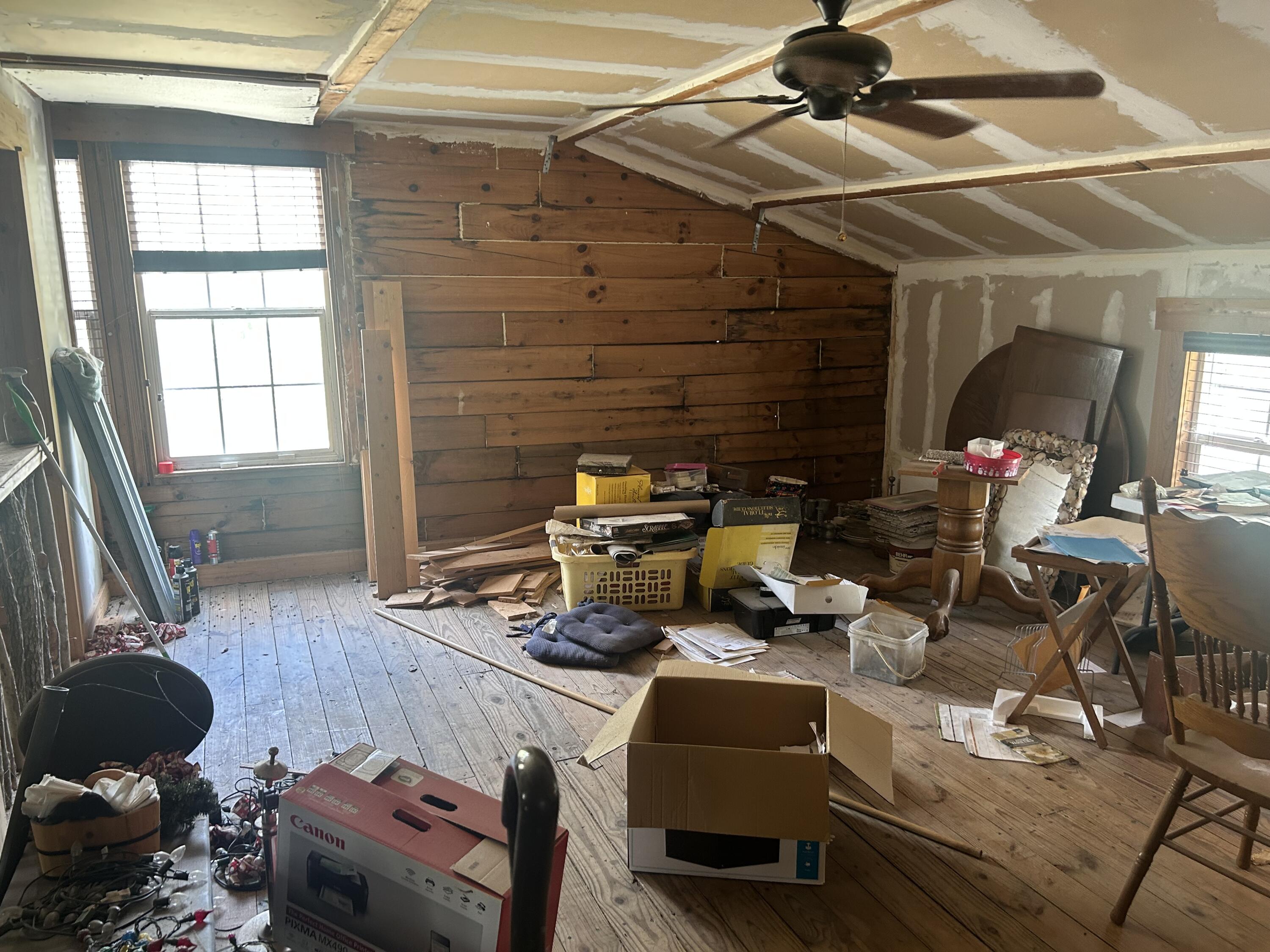 4810 Windmill Road Loxahatchee, FL 33470 - Photo 33 of 34 a room with furniture