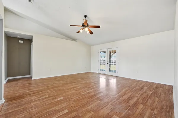 $1,750 | 210 Limestone Circle, Crestview, FL 32539