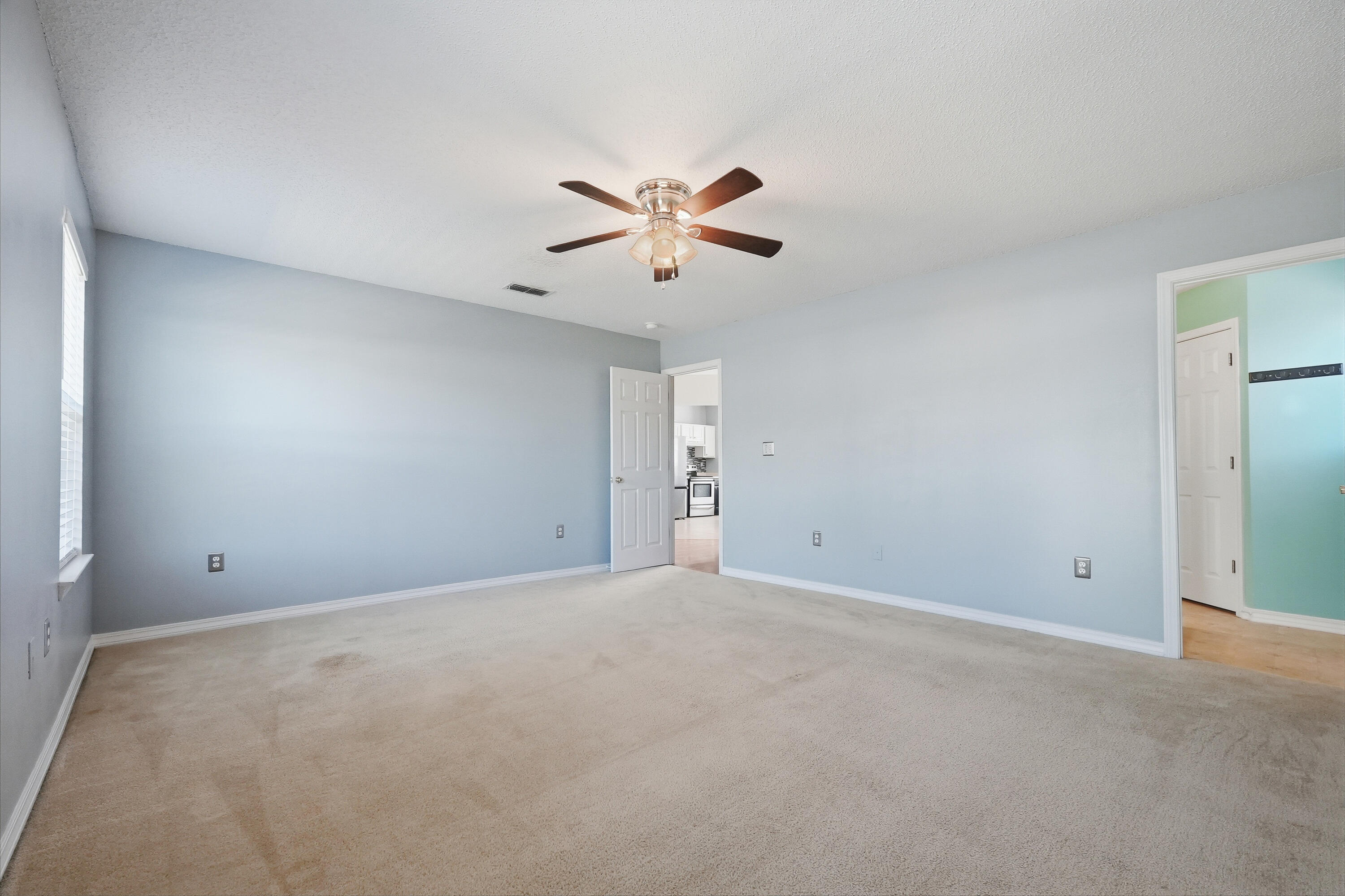 210 Limestone Circle Crestview, FL 32539 - Photo 14 of 27 210 limestone cir-30