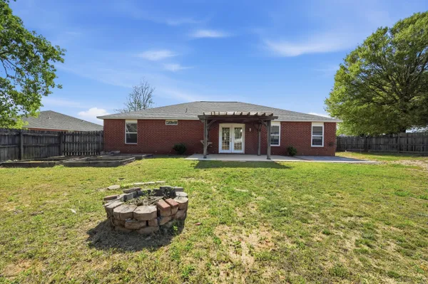 $1,750 | 210 Limestone Circle, Crestview, FL 32539