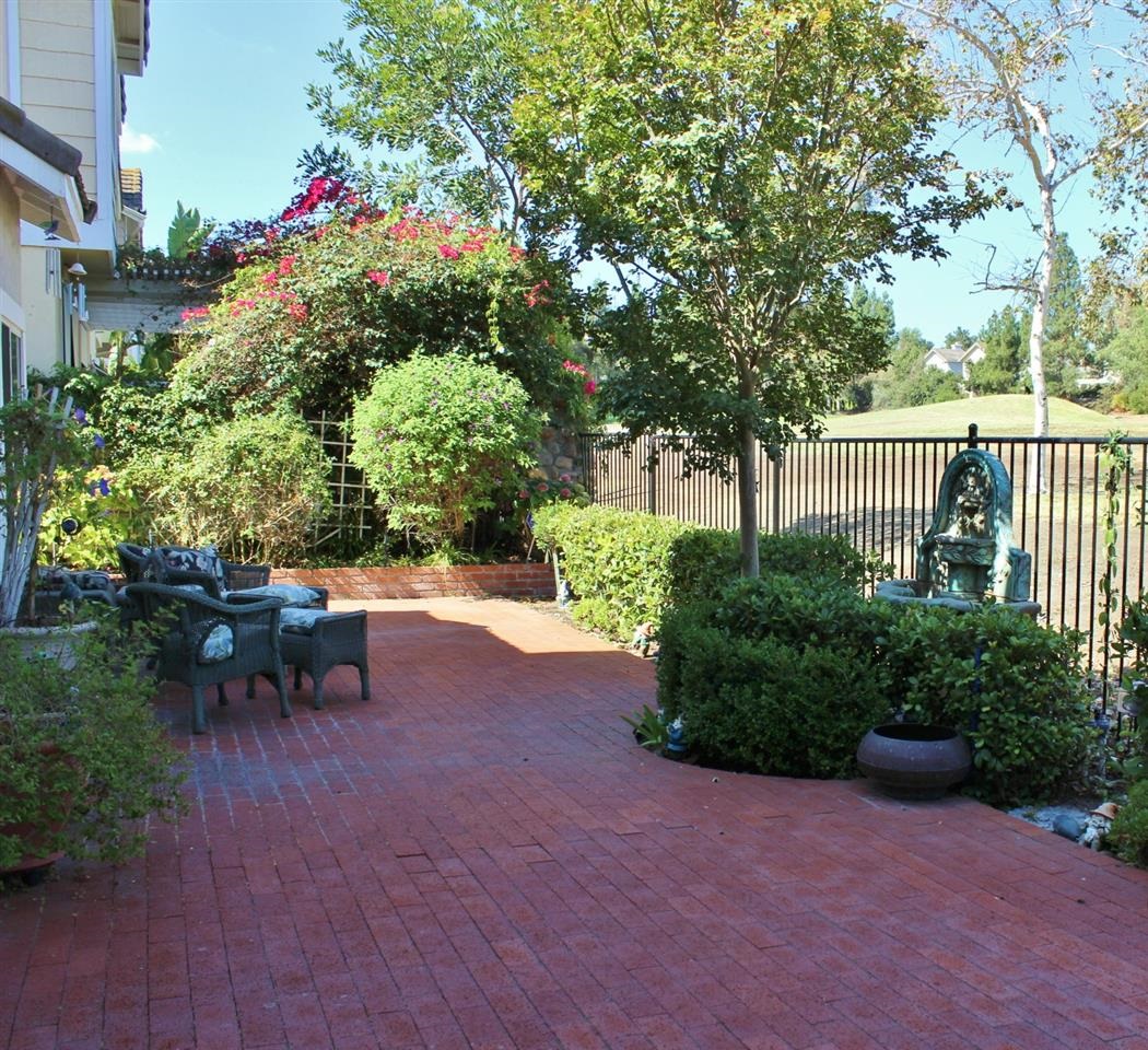 14572 Rutledge Square San Diego, CA 92128 - Photo 3 of 25 Great Golf Course Location