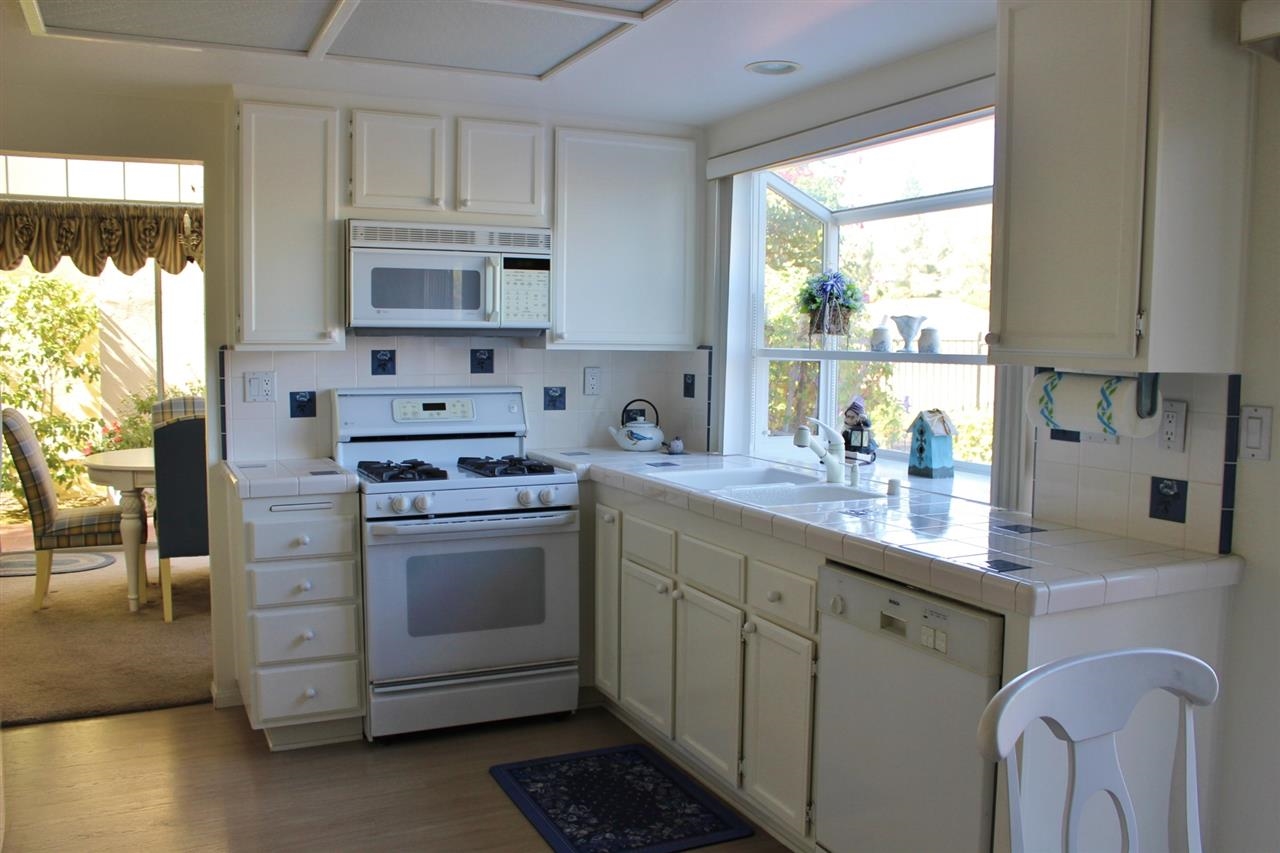 14572 Rutledge Square San Diego, CA 92128 - Photo 7 of 25 Gallery Image 7