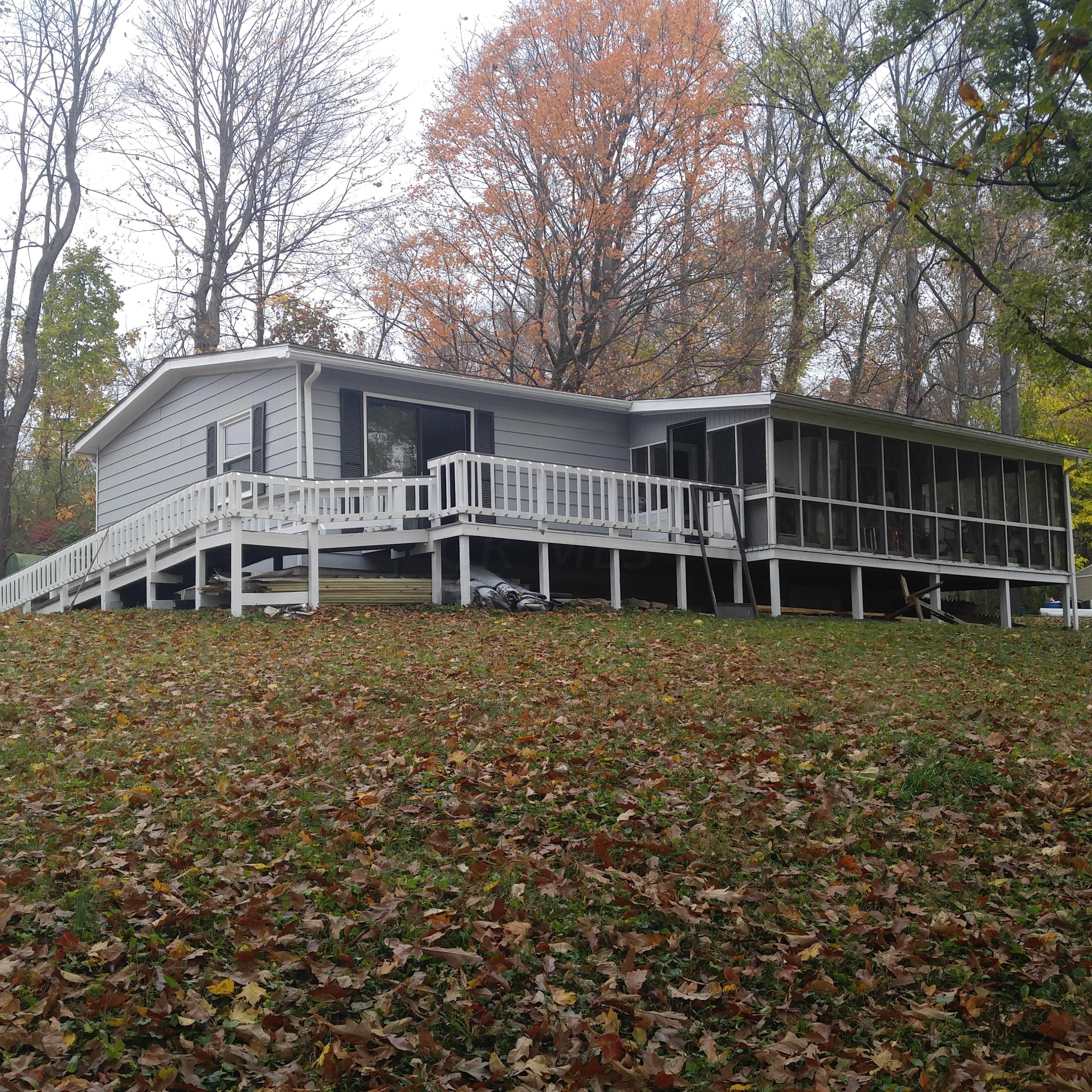 1660 Sugar Grove Road Southeast Lancaster, OH 43130 - Photo 2 of 26