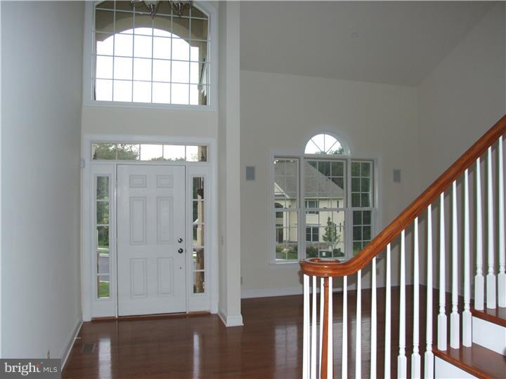 127 North Hillcrest Road Springfield, PA 19064 - Photo 8 of 15 Foyer