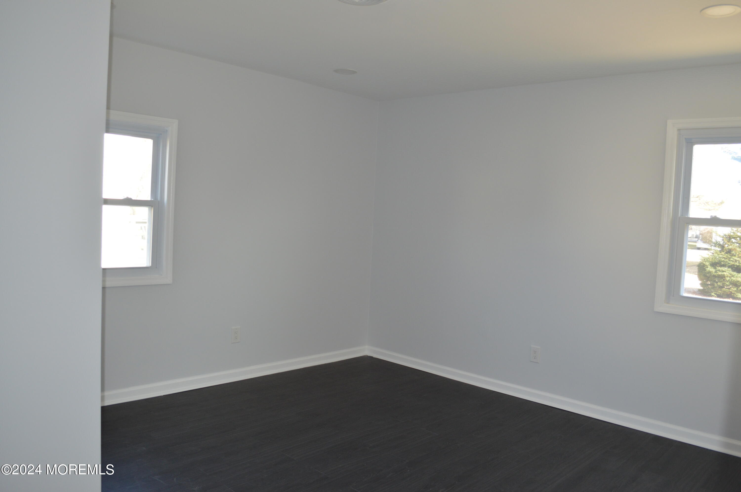 21 Coventry Road Toms River, NJ 08757 - Photo 28 of 33 2024-03-08 15.58.19