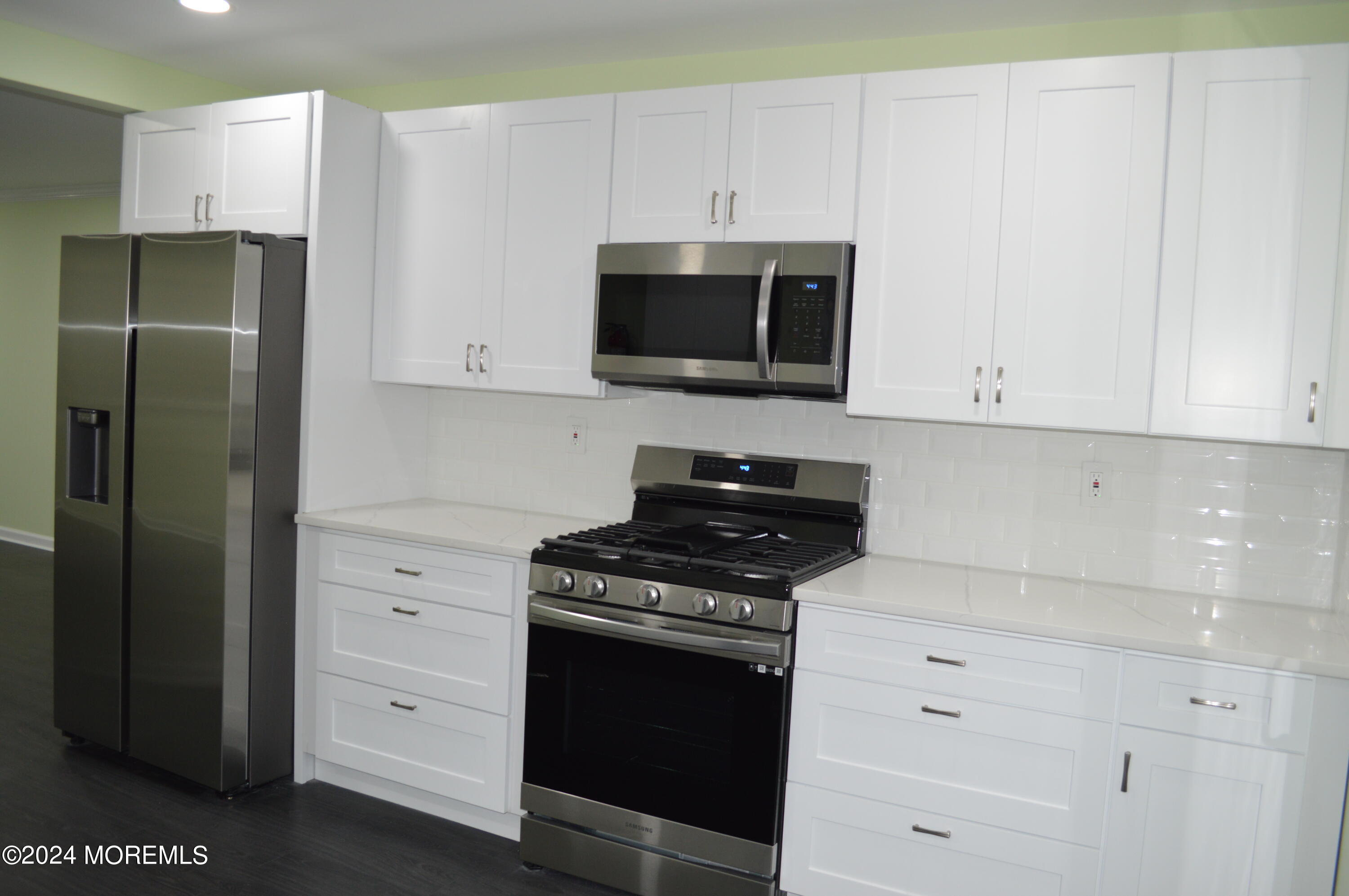 21 Coventry Road Toms River, NJ 08757 - Photo 3 of 33 2024-03-06 17.45.37