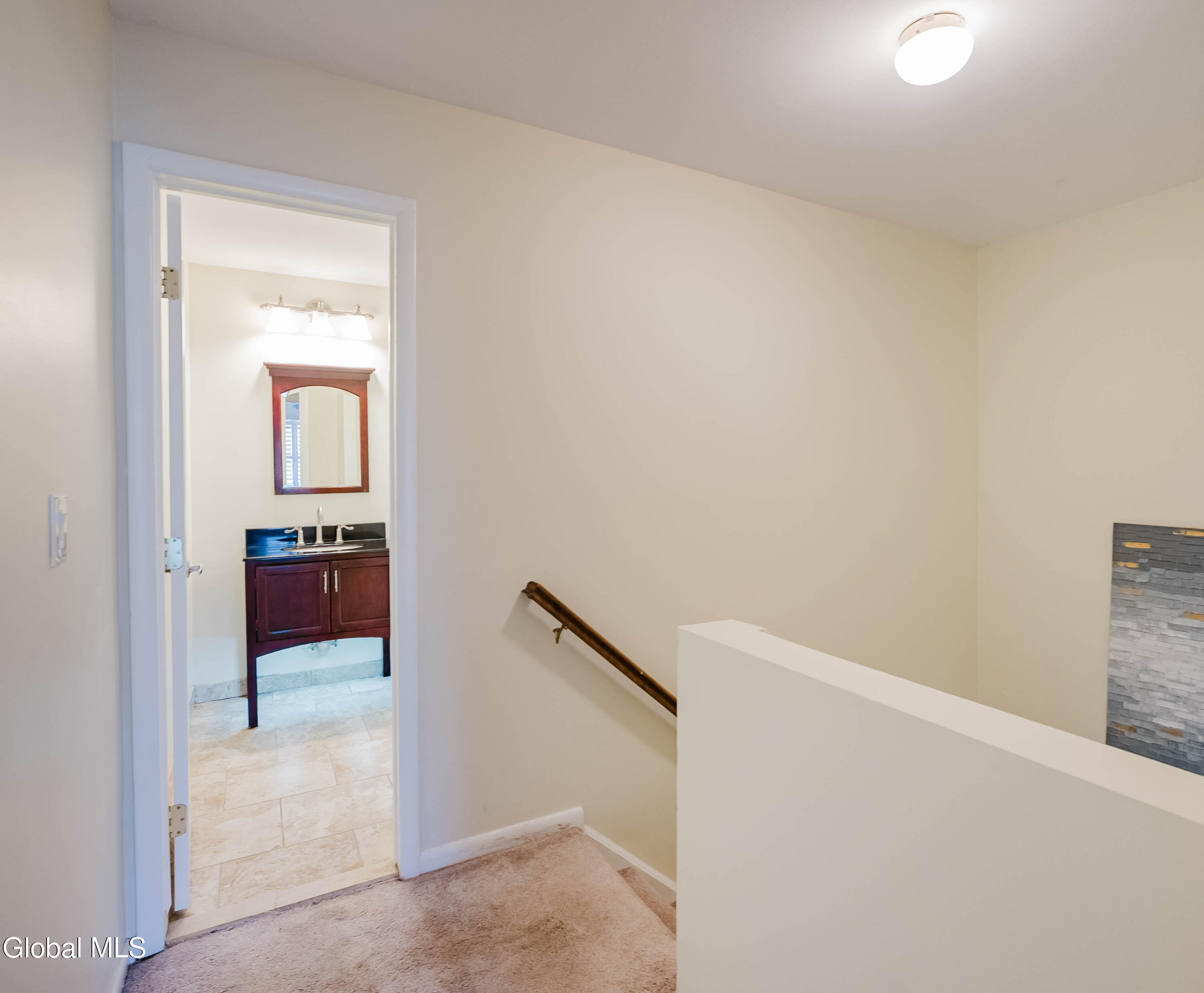 10 Cooks Court Halfmoon, NY 12188 - Photo 12 of 43 20