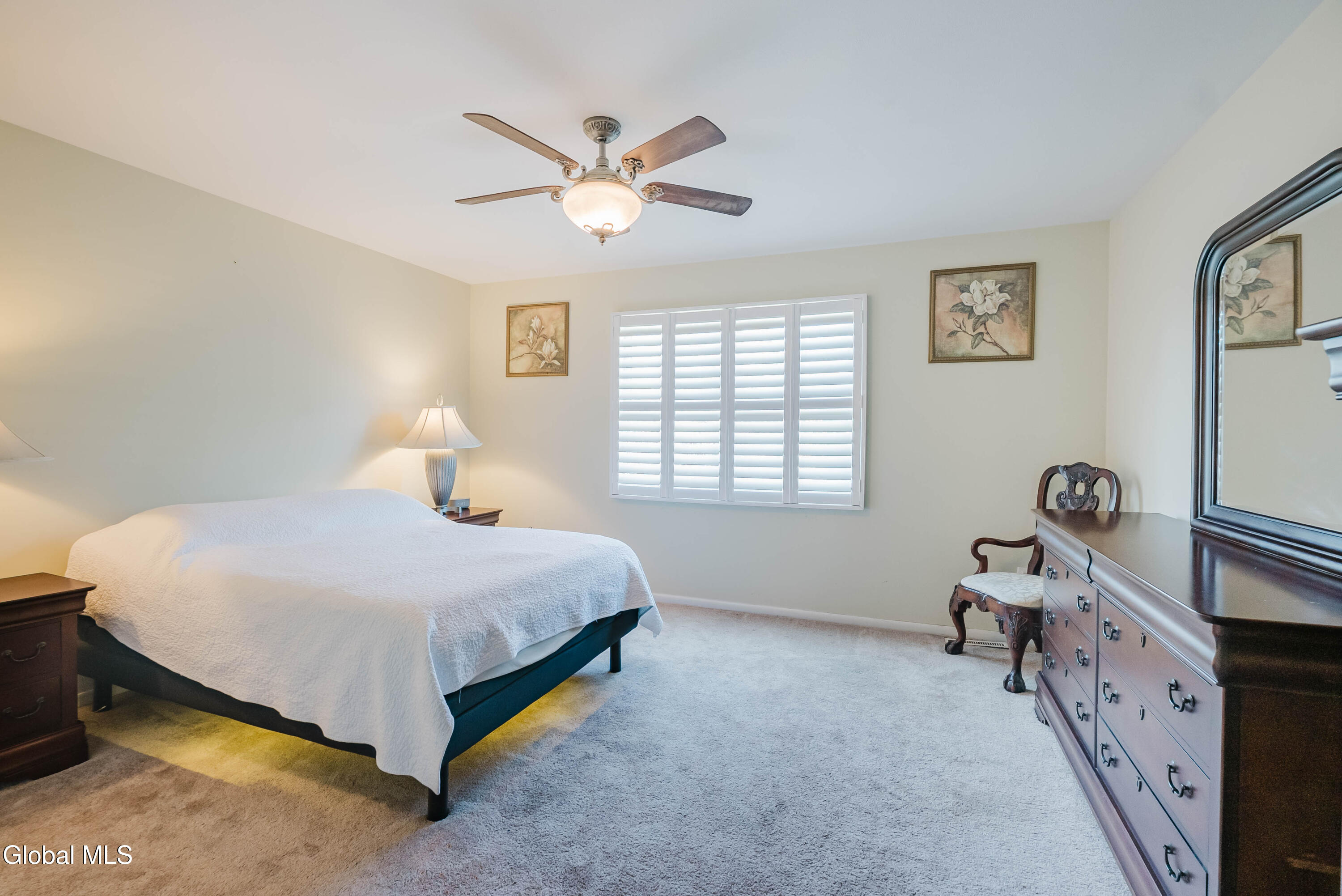 10 Cooks Court Halfmoon, NY 12188 - Photo 13 of 43 21