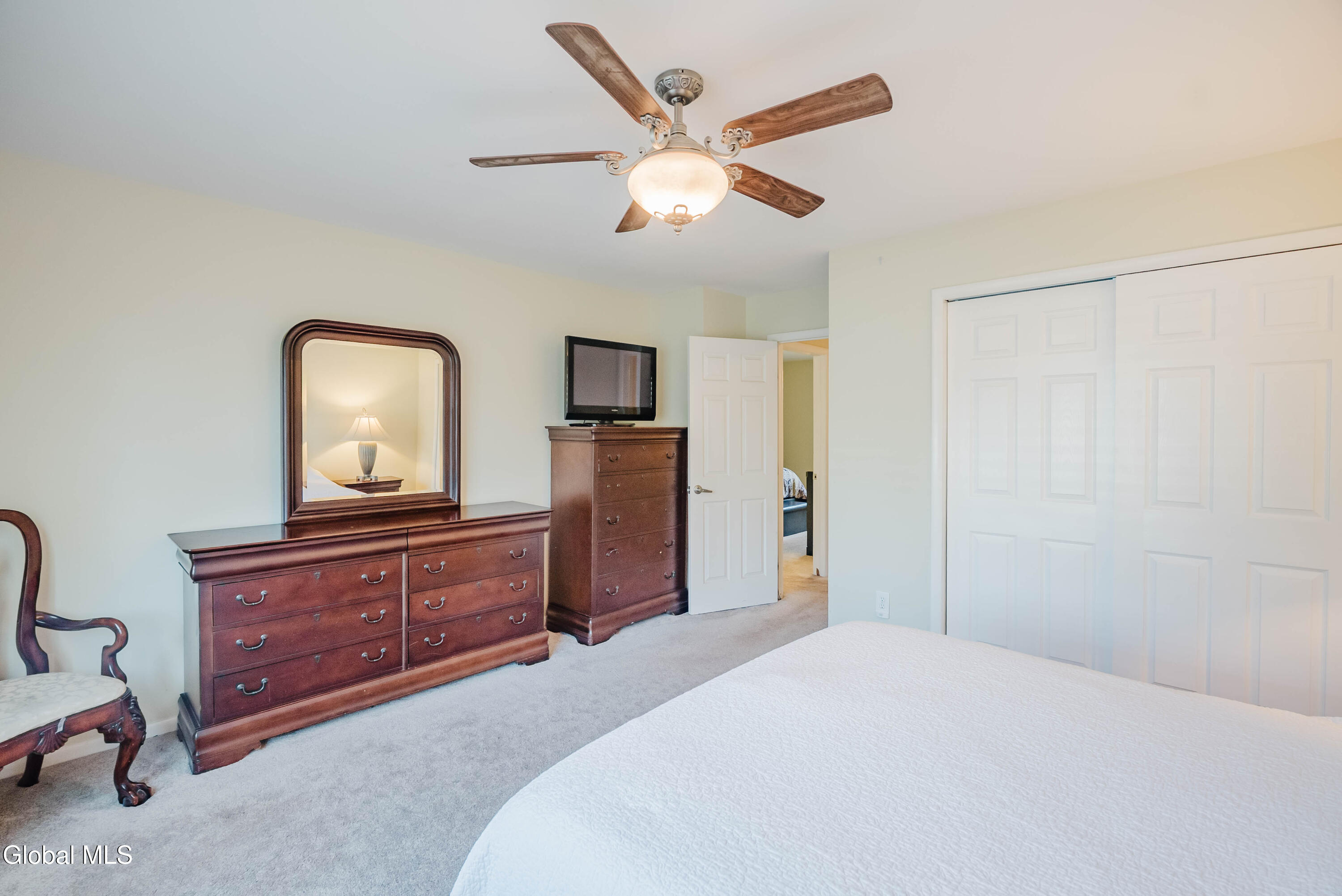 10 Cooks Court Halfmoon, NY 12188 - Photo 14 of 43 22