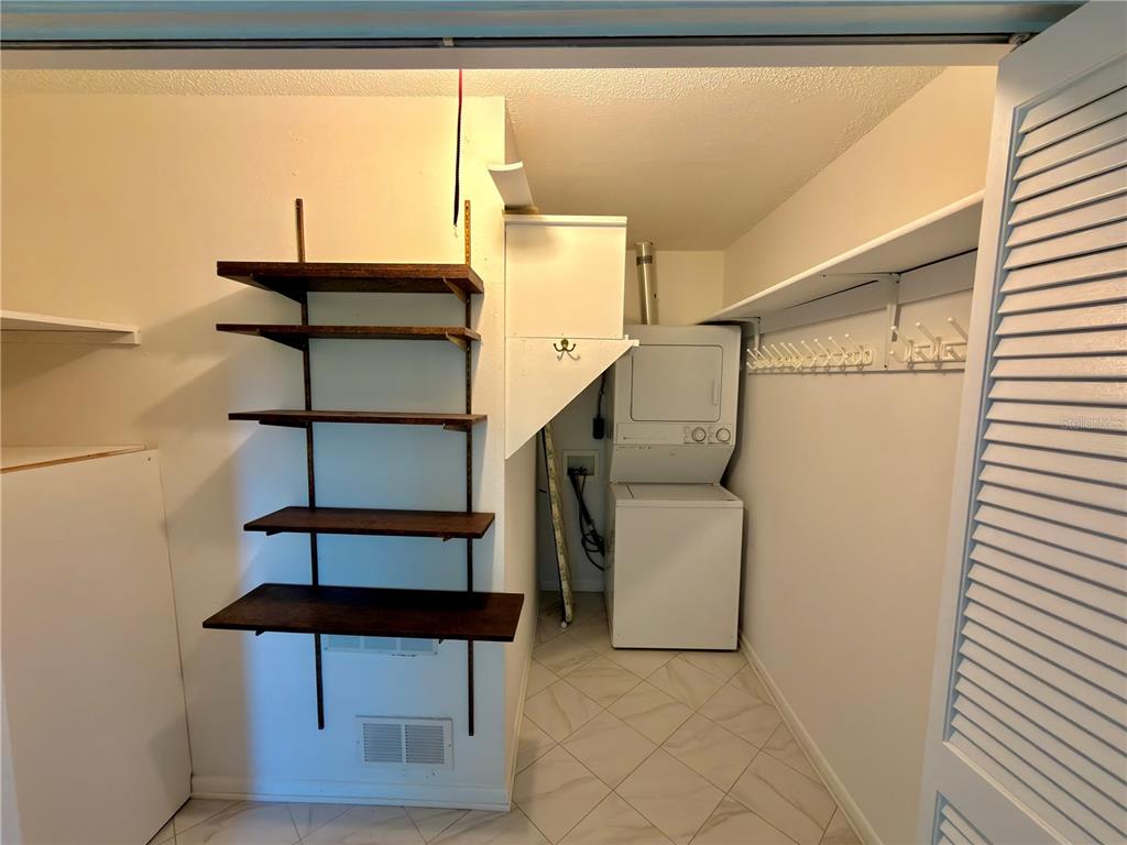4747 Azalea Drive, Unit 231 New Port Richey, FL 34652 - Photo 13 of 24