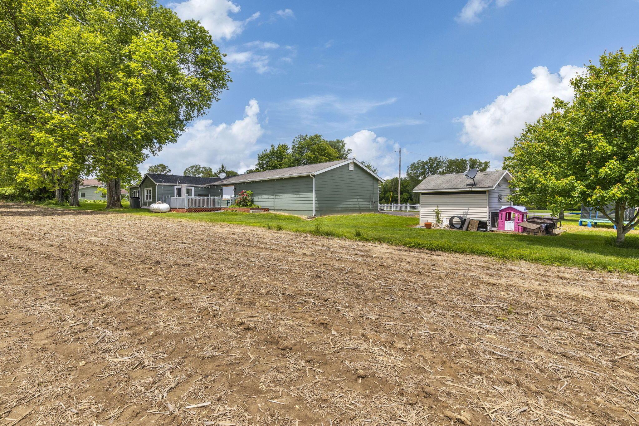 21171 River Road Circleville, OH 43113 - Photo 8 of 48 1000000878