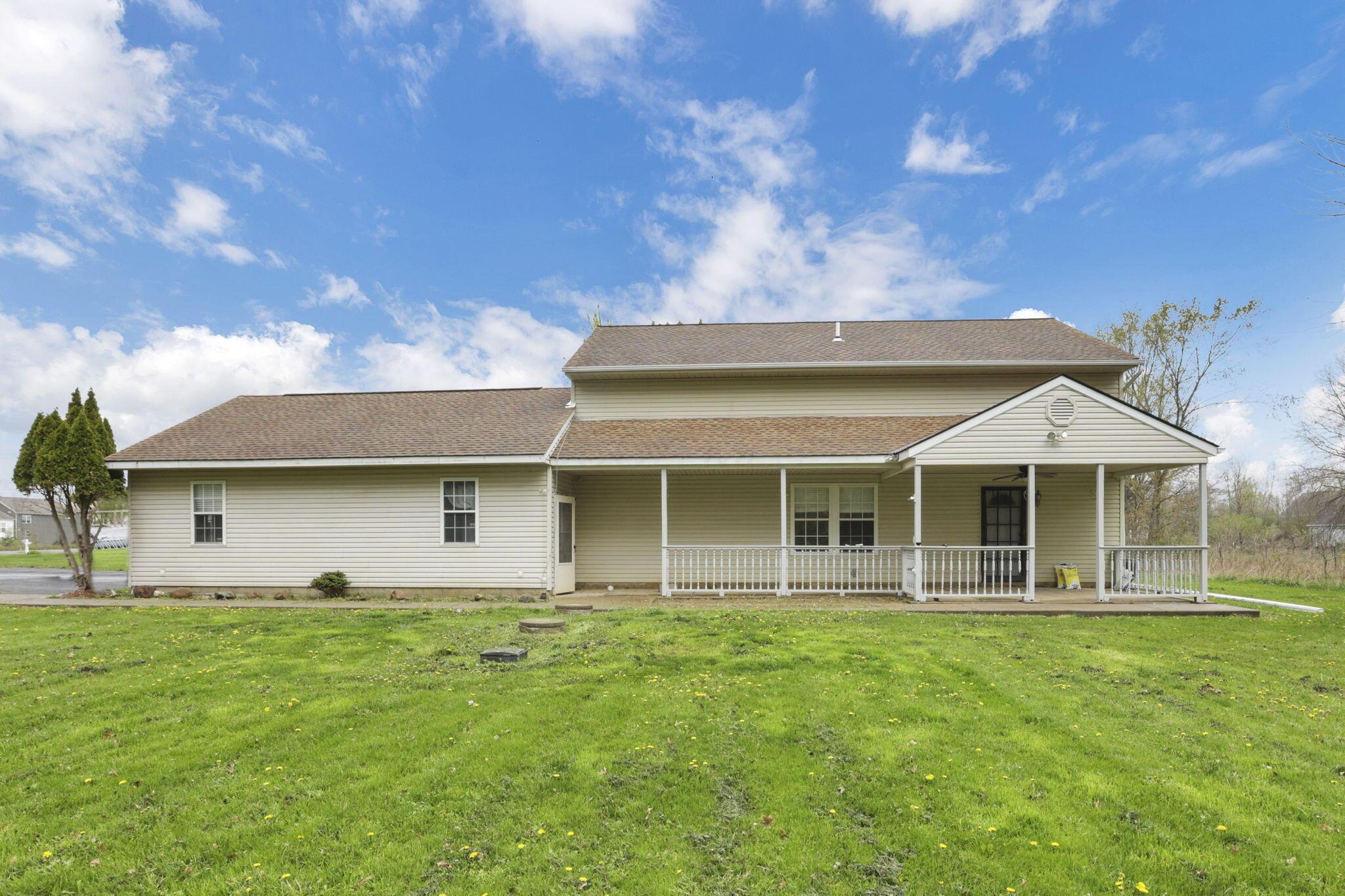 3243 Dixon Road Southwest Pataskala, OH 43062 - Photo 1 of 54