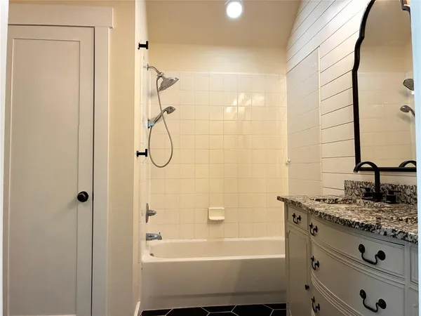 $2,300 | 437 Carver, Wylie, TX 75098