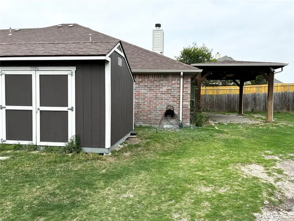 $2,300 | 437 Carver, Wylie, TX 75098