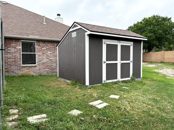 $2,300 | 437 Carver, Wylie, TX 75098