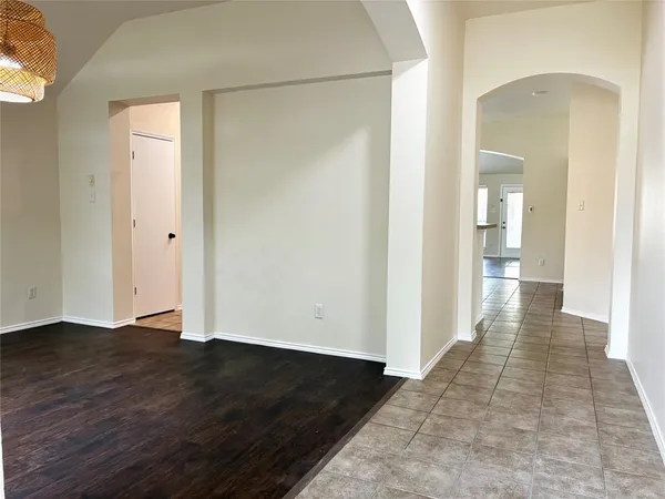 $2,300 | 437 Carver, Wylie, TX 75098