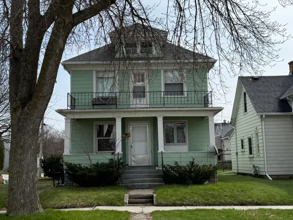 $220,000 | 2041 North 13th Street, Sheboygan, WI 53081