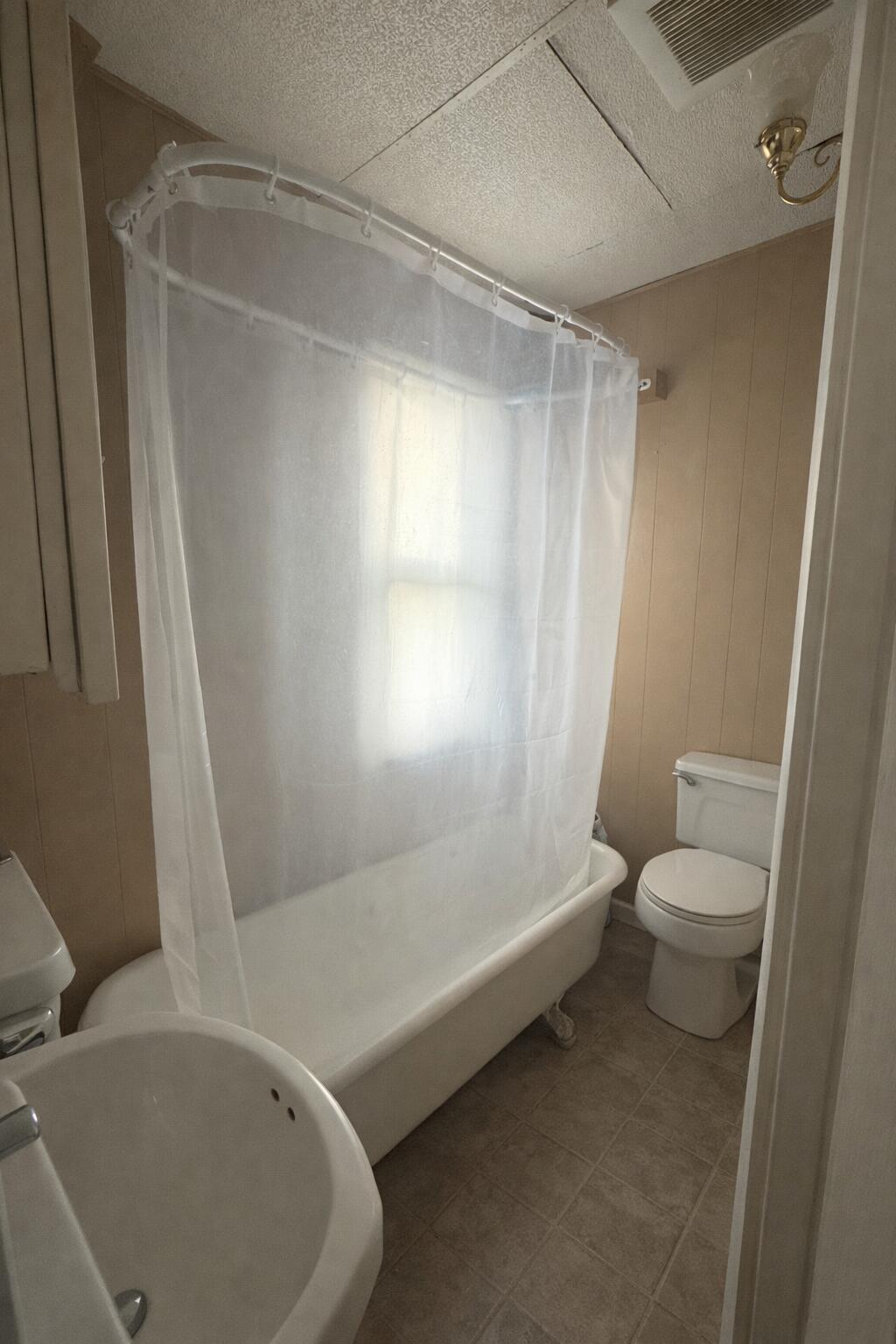 2041 North 13th Street Sheboygan, WI 53081 - Photo 5 of 5 virtually staged