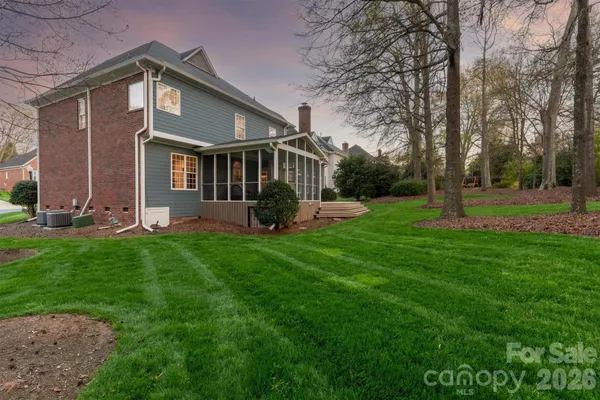 $825,000 | 104 Belvedere Lane, Waxhaw, NC 28173