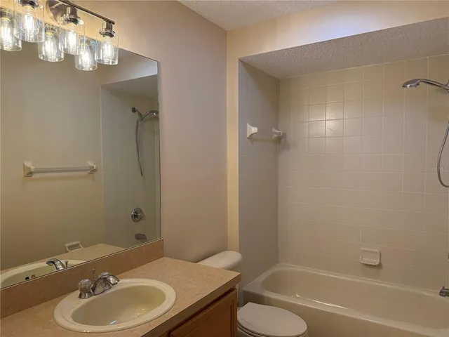 $2,400 | 113 Fern Springs Street, DeBary, FL 32713