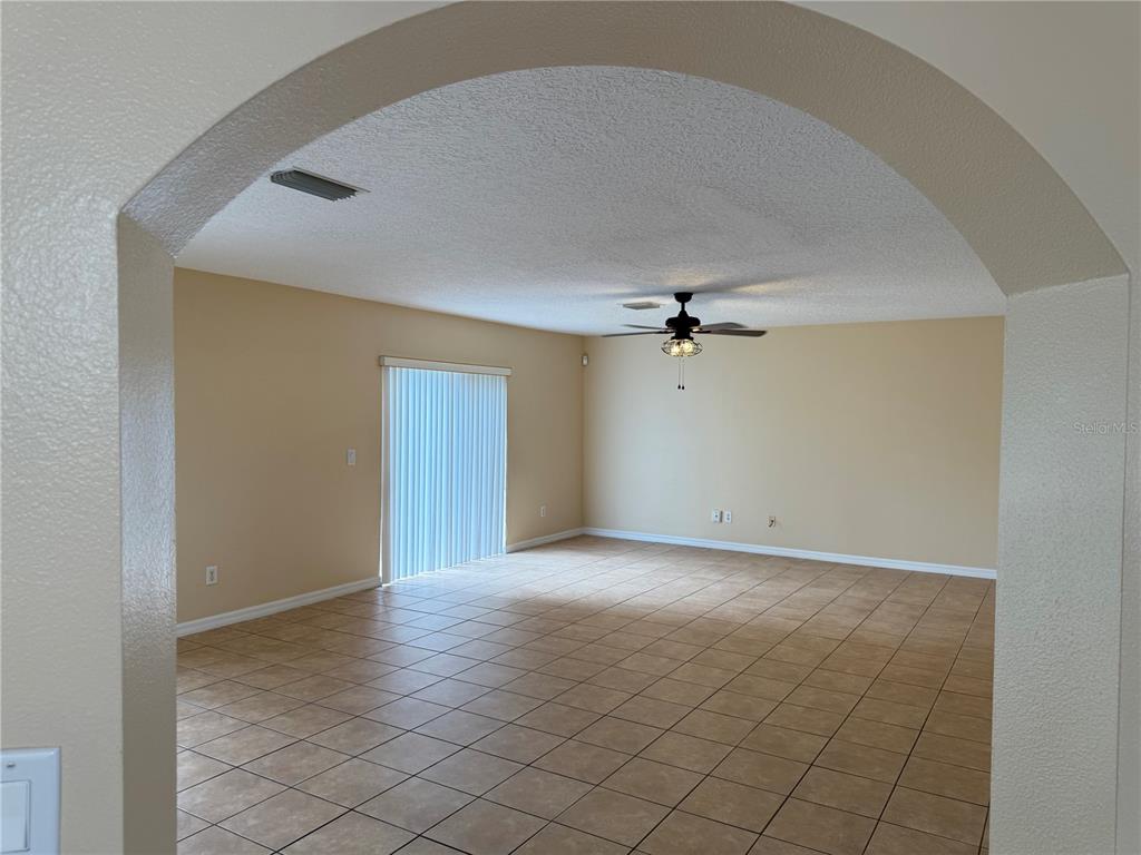 113 Fern Springs Street DeBary, FL 32713 - Photo 6 of 32