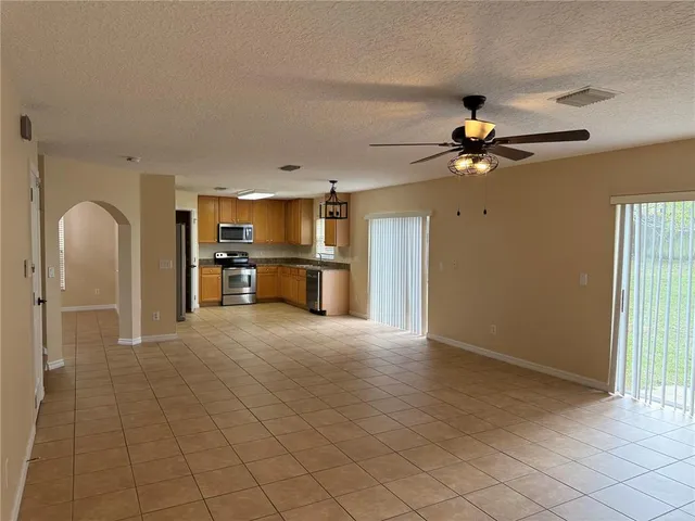 $2,400 | 113 Fern Springs Street, DeBary, FL 32713