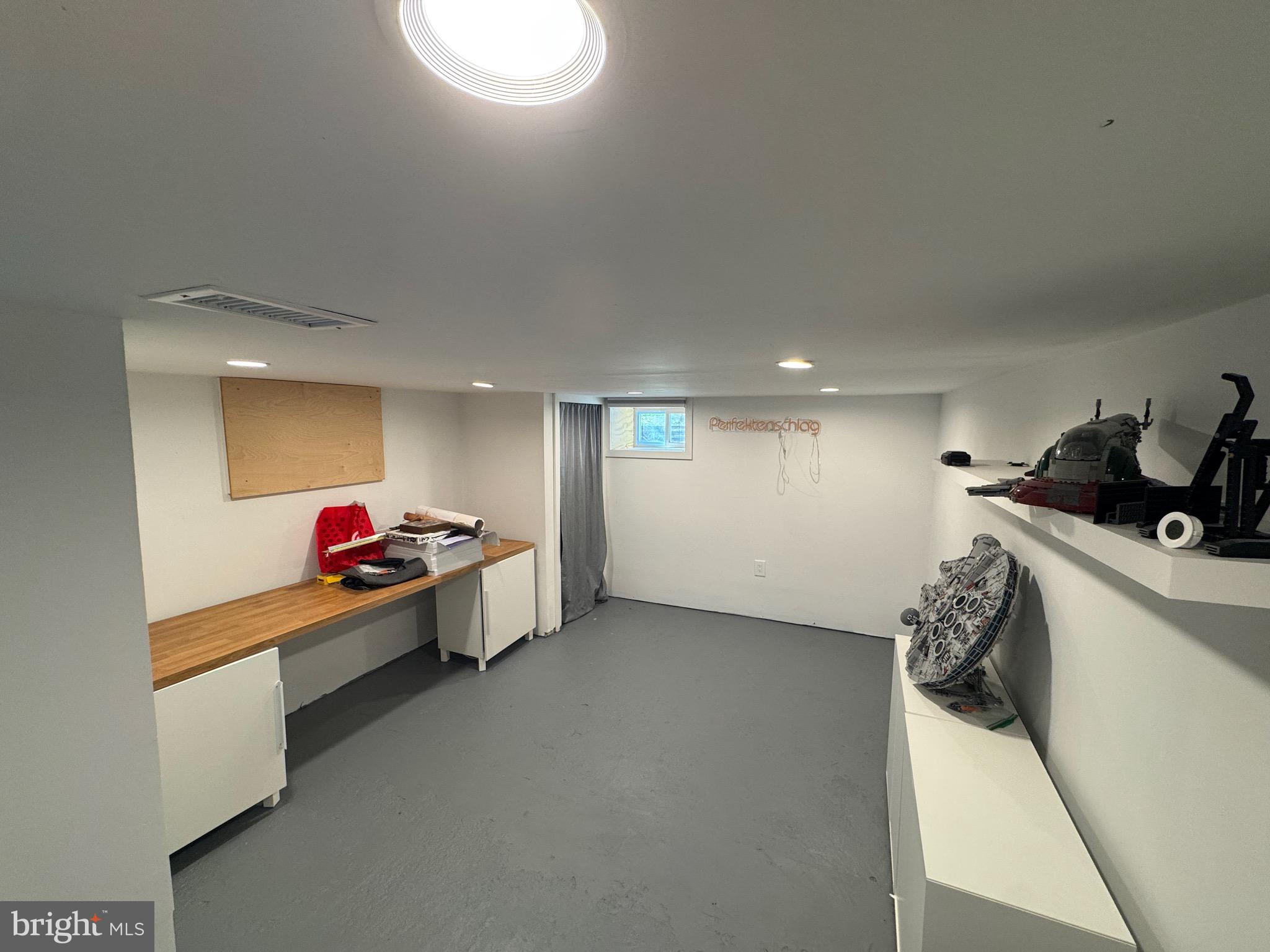 41 Ewingville Road Ewing, NJ 08638 - Photo 34 of 38 FINISHED BASEMENT / OFFICE
