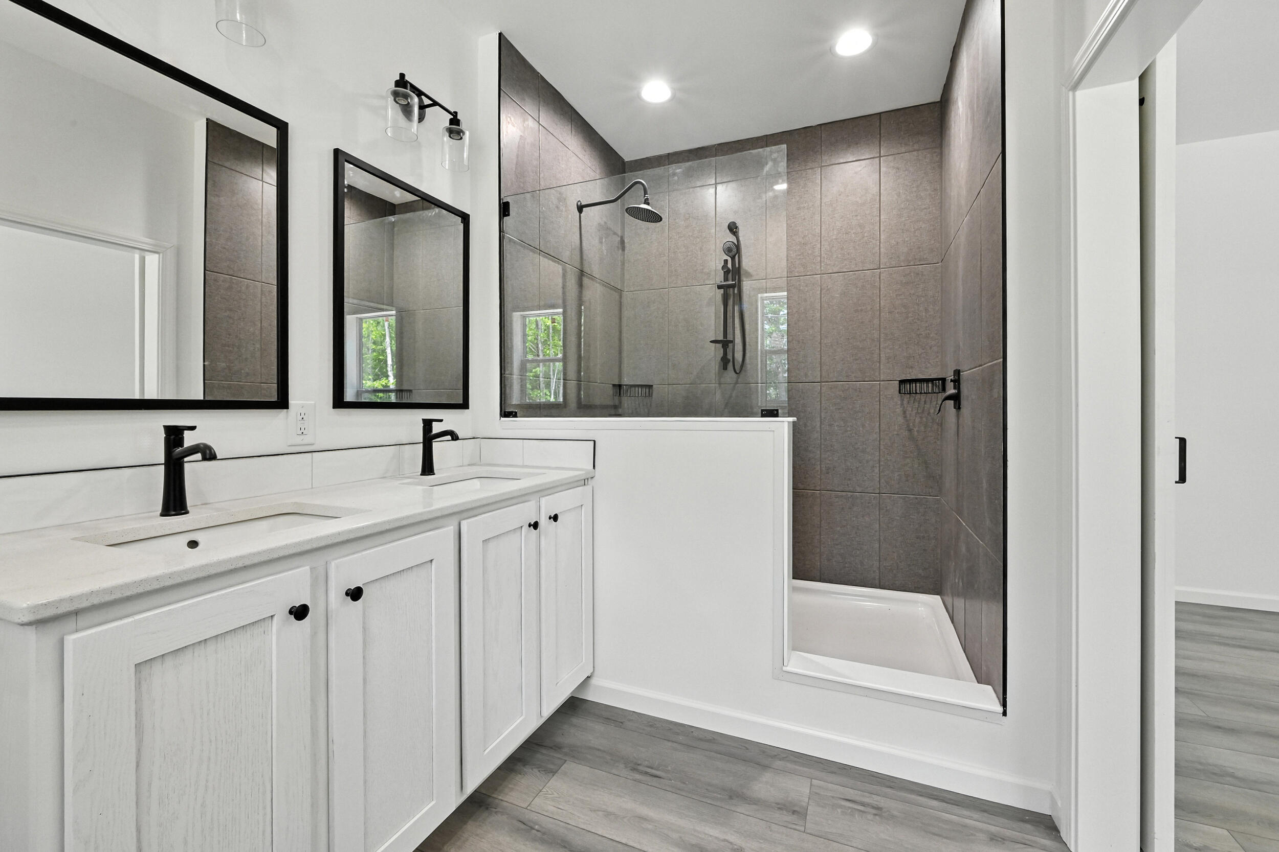 4 Willis Road Benton, ME 04901 - Photo 27 of 52 Primary Bath