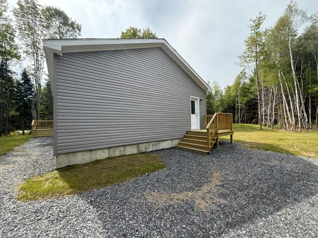 $365,000 | 4 Willis Road, Benton, ME 04901