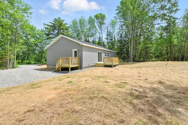 $365,000 | 4 Willis Road, Benton, ME 04901