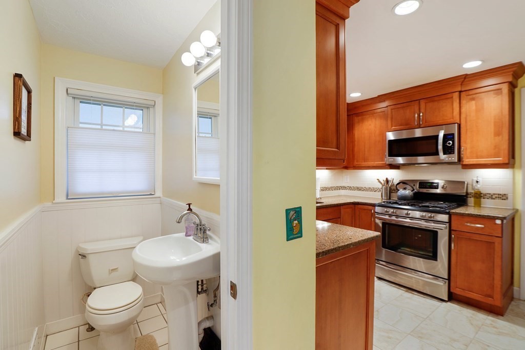 104 Indian Head Road Framingham, MA 01701 - Photo 8 of 36 Gallery Image 8