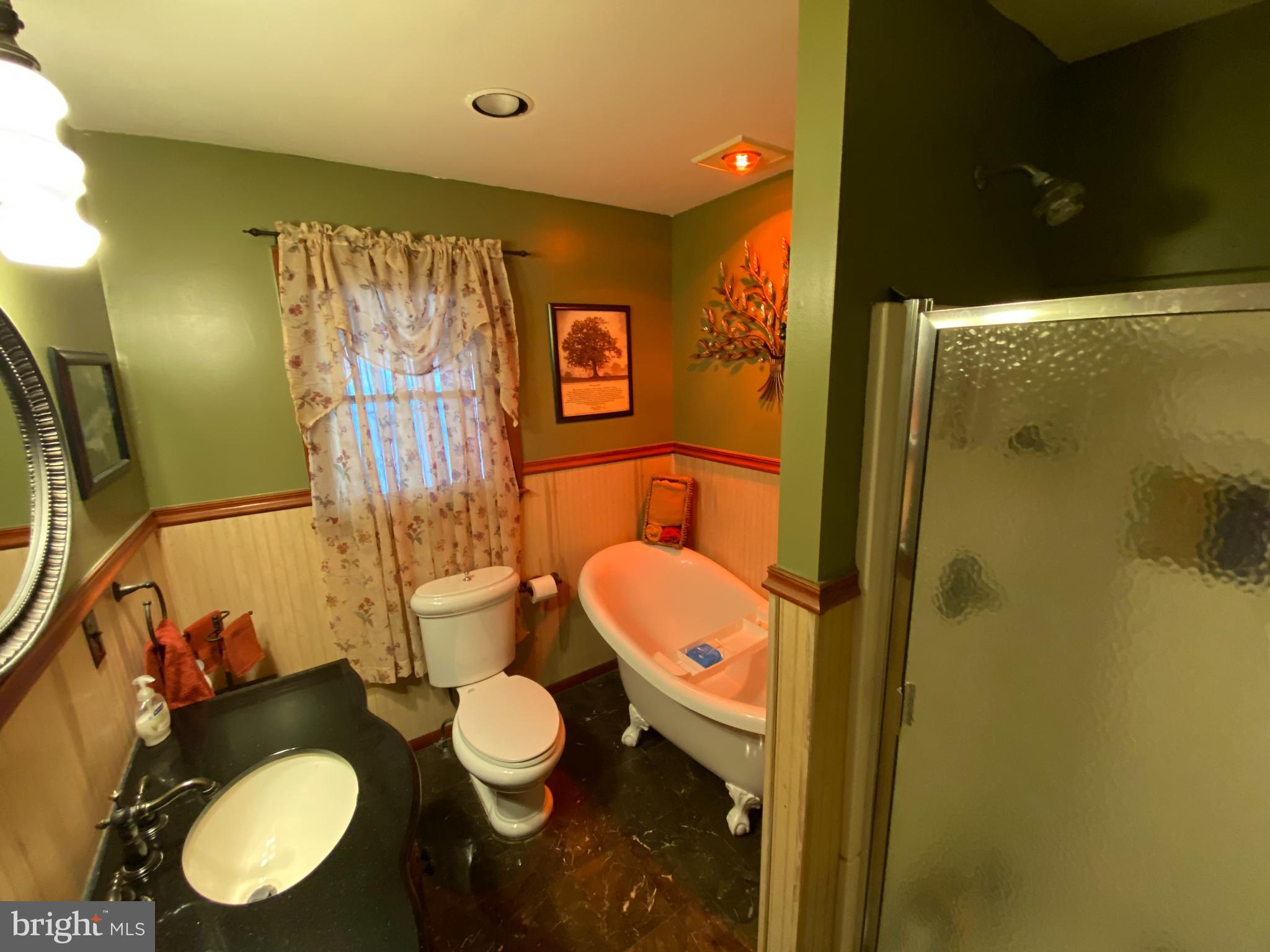 615 Jones Road Williamstown, NJ 08094 - Photo 17 of 29 First floor bath