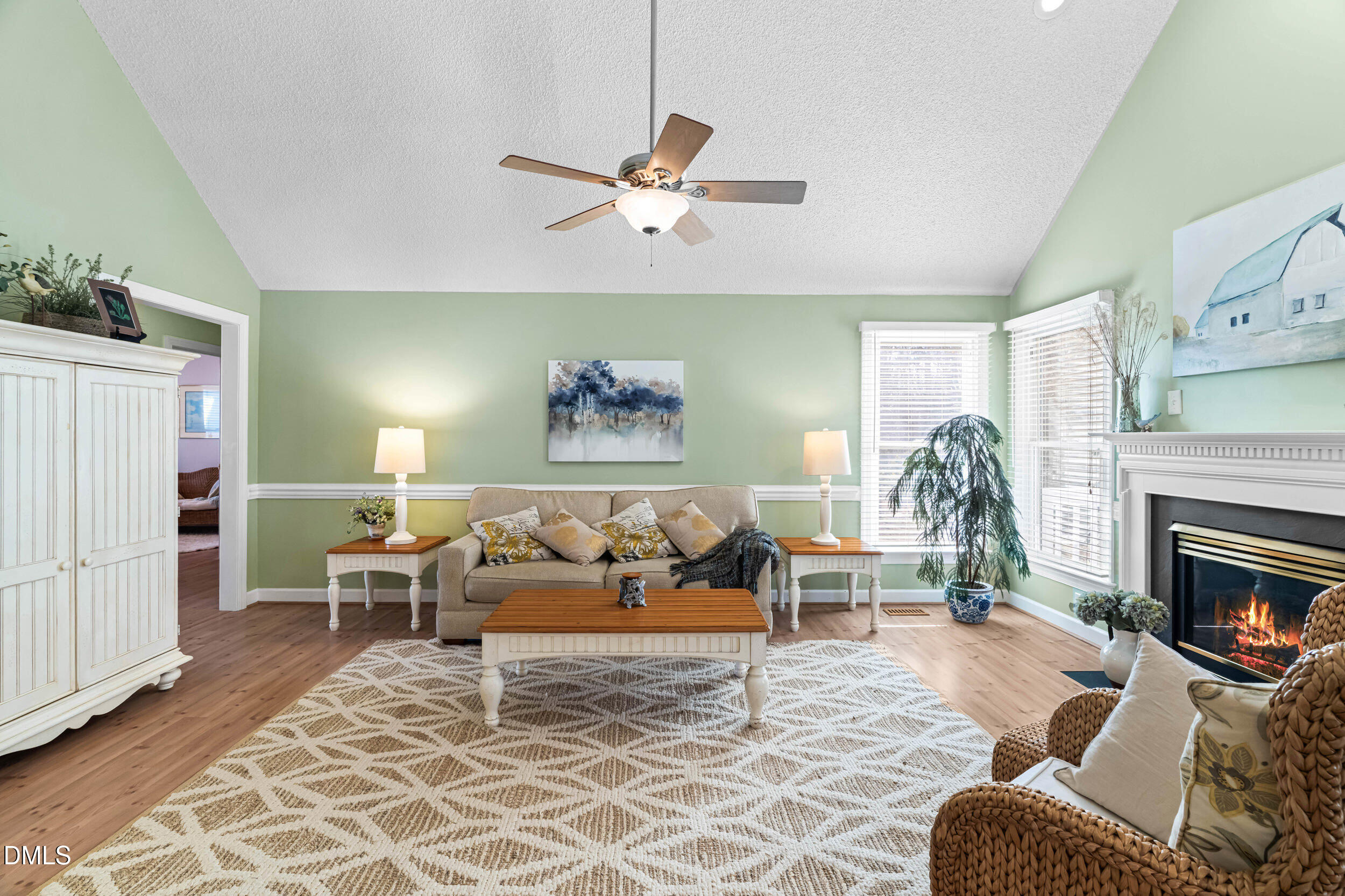 1012 Catsby Circle Raleigh, NC 27603 - Photo 11 of 40 bright spaces