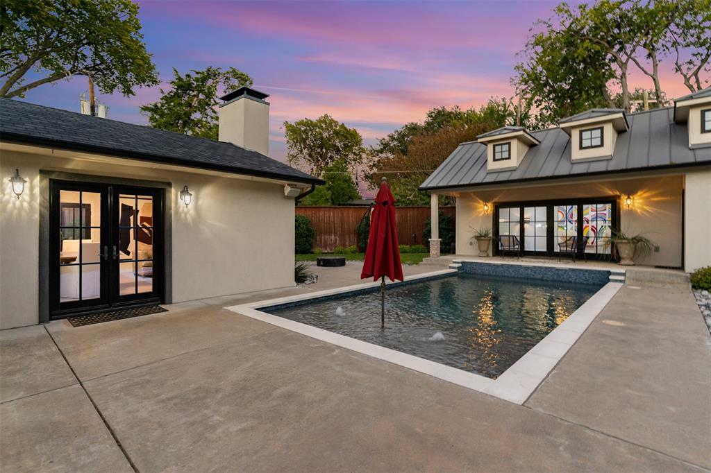 3922 Inwood Road Dallas, TX 75209 - Photo 25 of 35 swimming pool view with a outdoor space