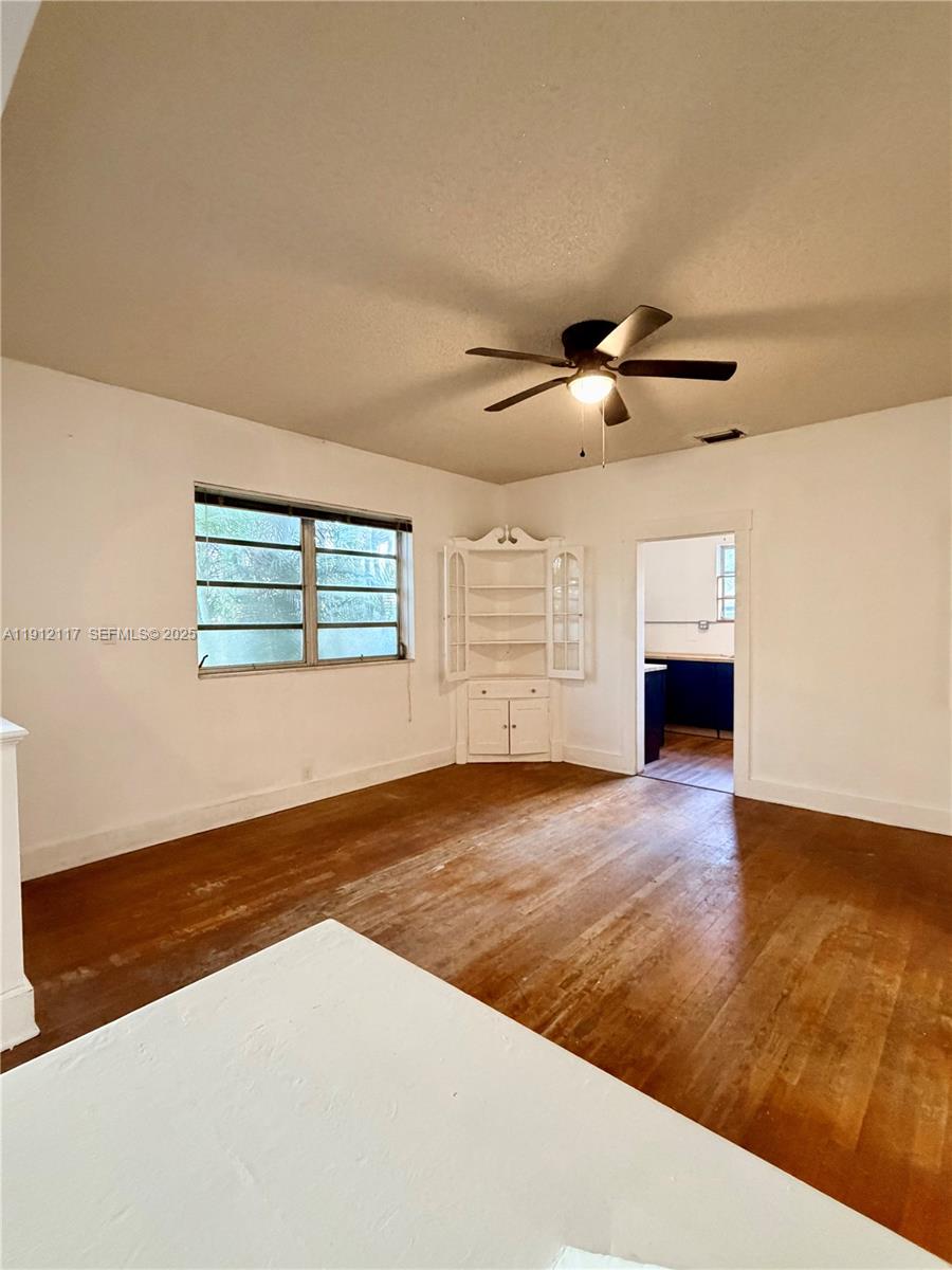 445 Southwest 24th Road Miami, FL 33129 - Photo 13 of 52 Gallery Image 13