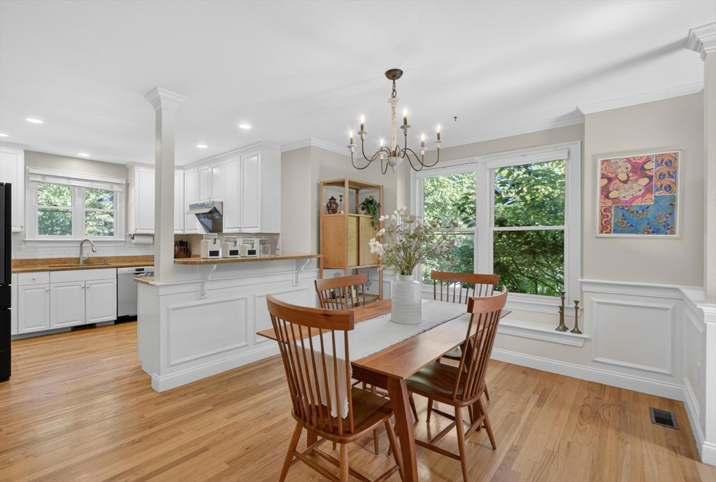 36 Roosevelt Road, Unit 36 Lexington, MA 02421 - Photo 5 of 23