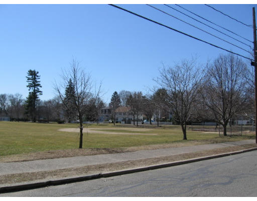 53 Pierrepont Road Newton, MA 02462 - Photo 12 of 13 a view of a park